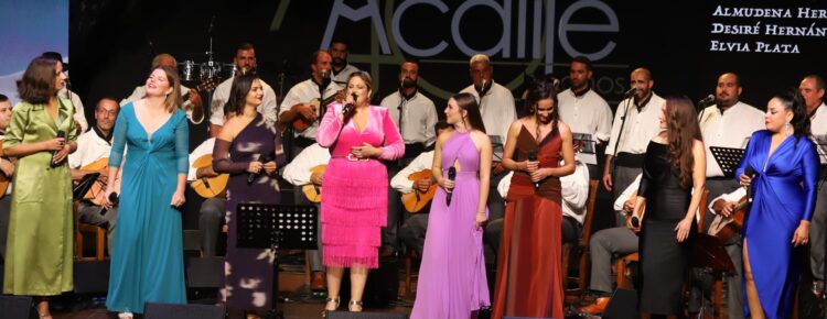 Acatife · Ecos de mujer